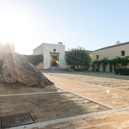 La Tonnara Di Bonagia Hotel 4*
