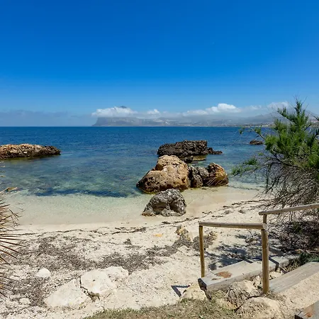La Tonnara Di Bonagia Hotel