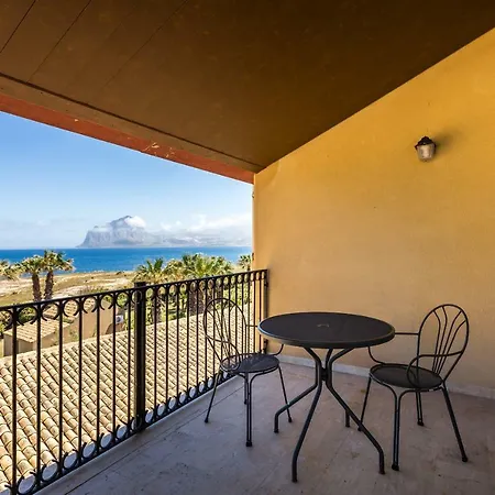 La Tonnara Di Bonagia Hotel 4*