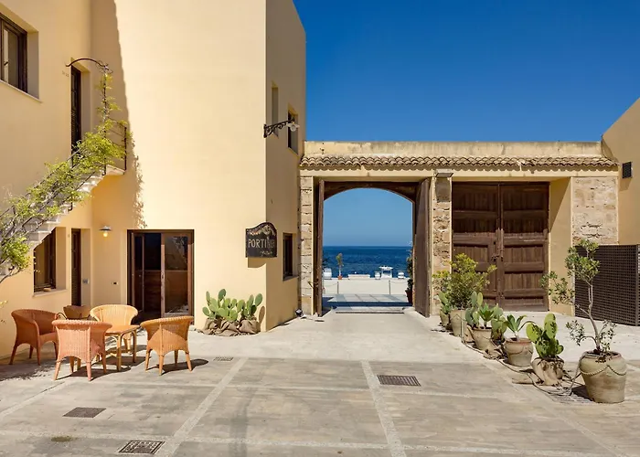 Phi La Tonnara Di Bonagia Hotel