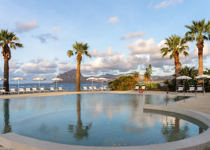 Hotel Phi La Tonnara Di Bonagia 4*