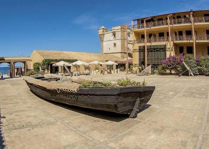 Phi La Tonnara Di Bonagia Hotel